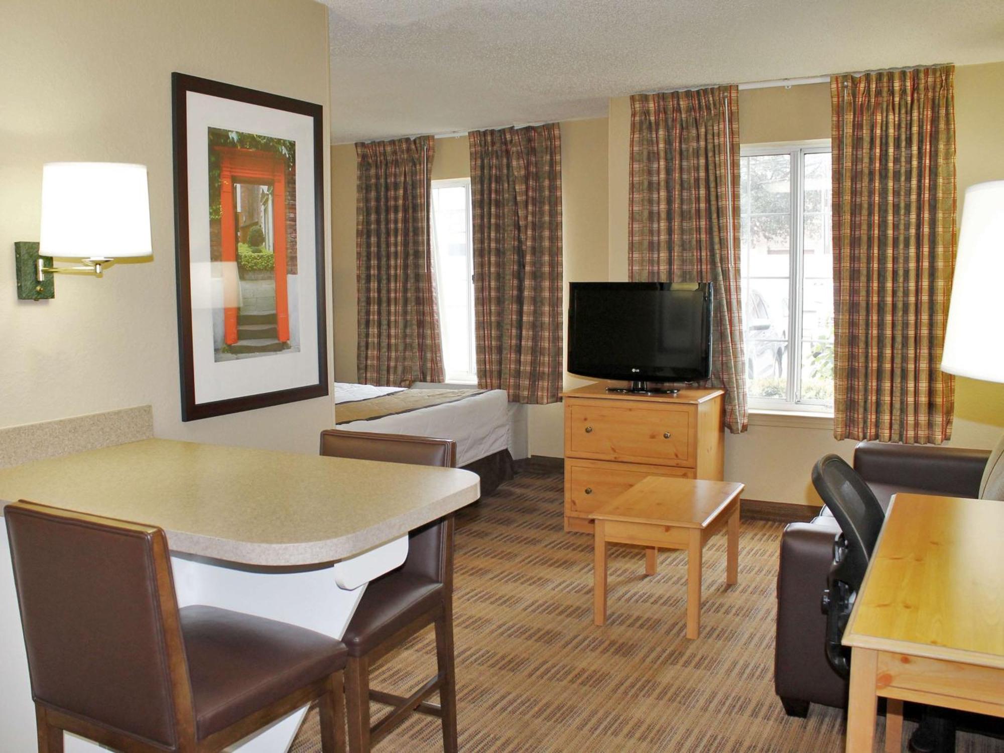Extended Stay America Suites - Newark - Woodbridge Exteriér fotografie