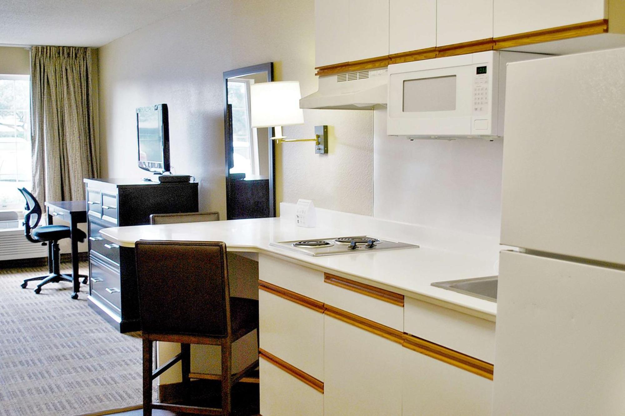 Extended Stay America Suites - Newark - Woodbridge Exteriér fotografie