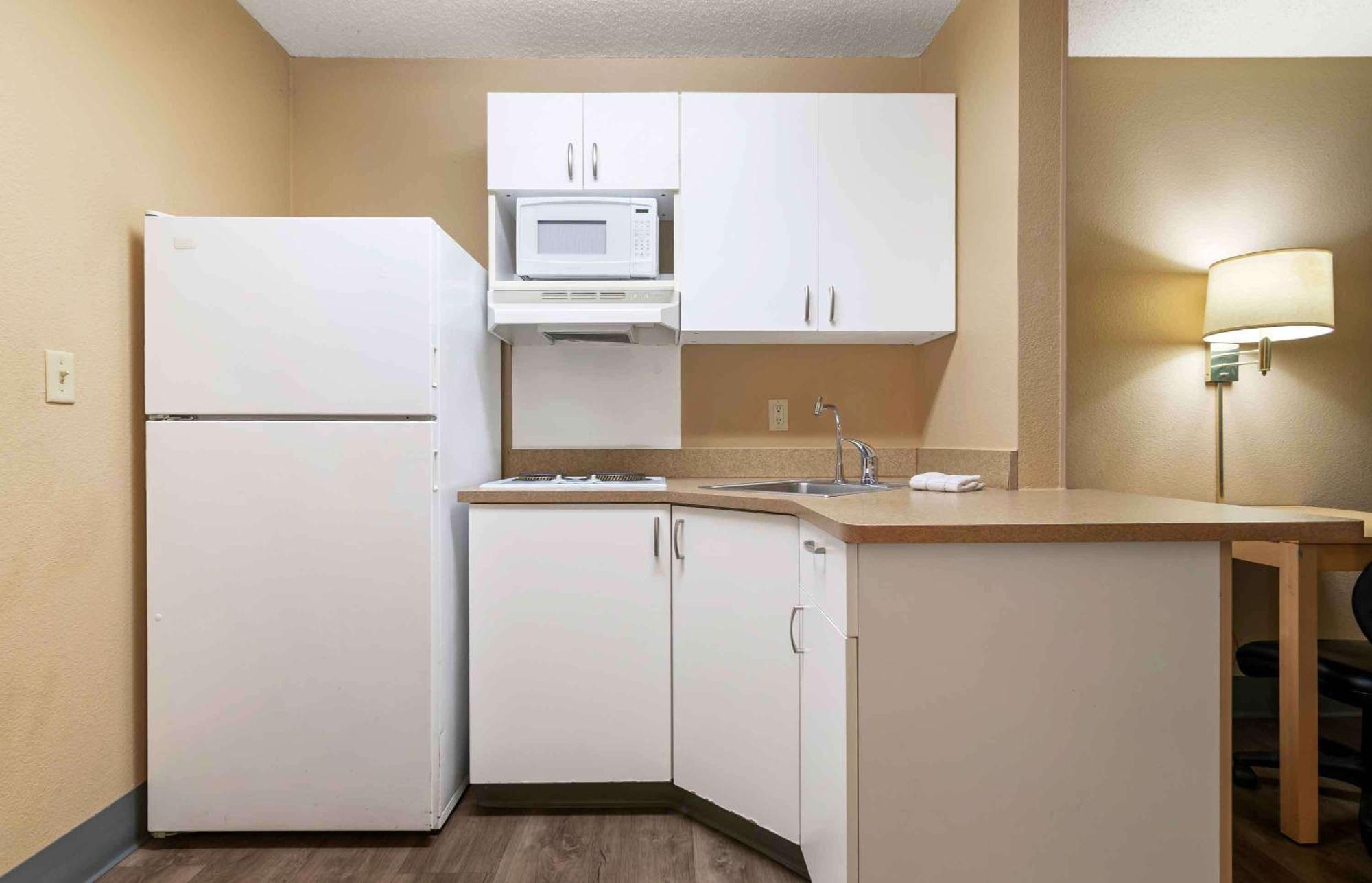 Extended Stay America Suites - Newark - Woodbridge Exteriér fotografie