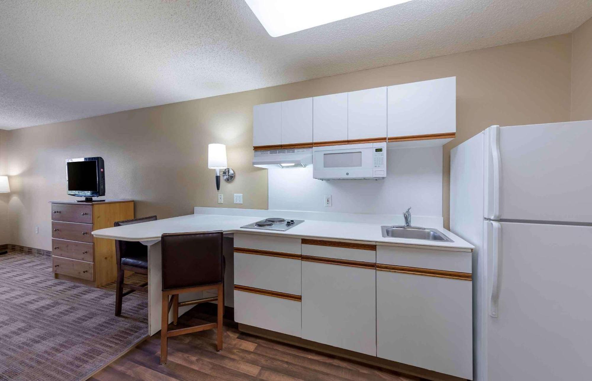 Extended Stay America Suites - Newark - Woodbridge Exteriér fotografie