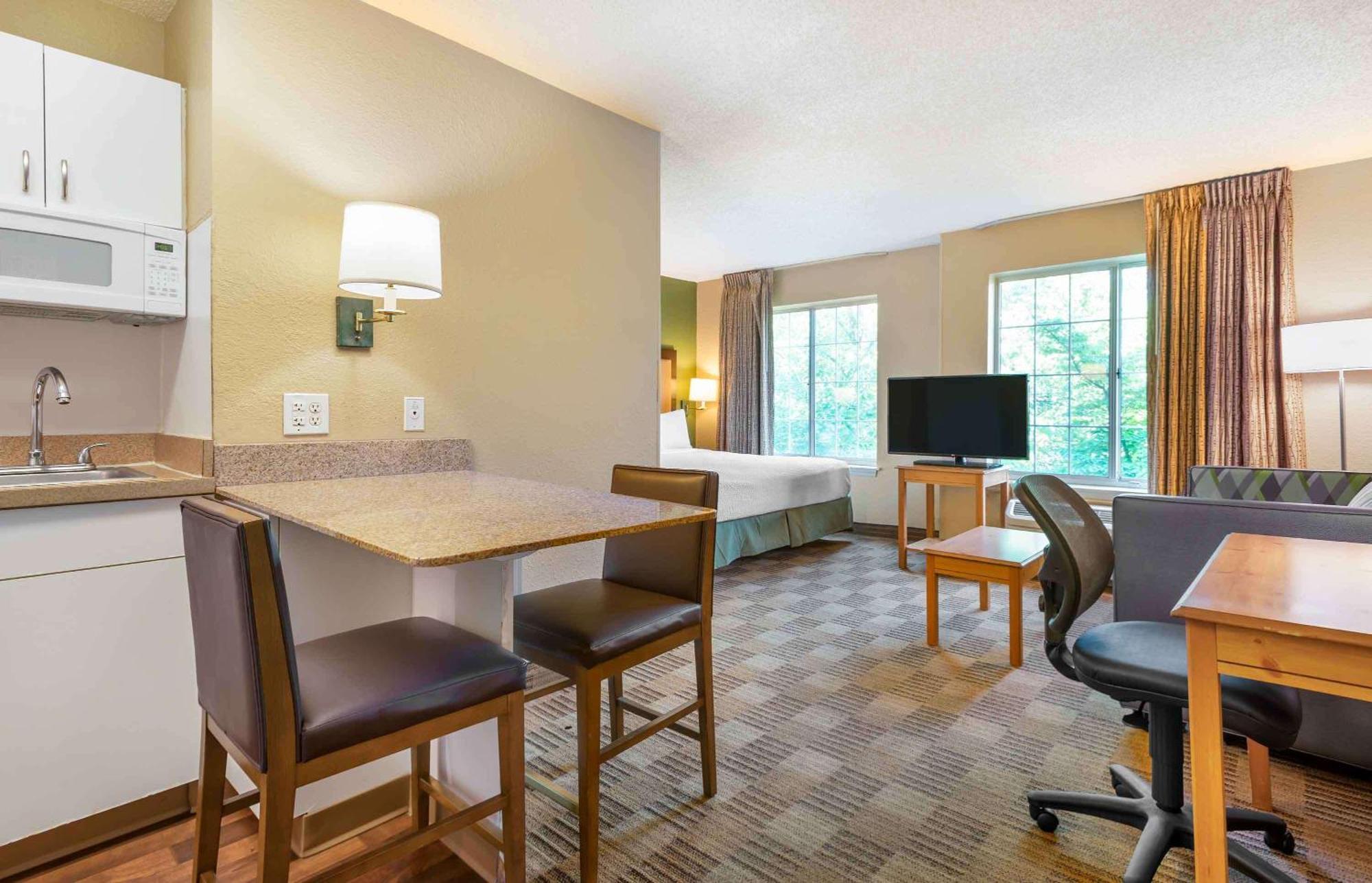 Extended Stay America Suites - Newark - Woodbridge Exteriér fotografie